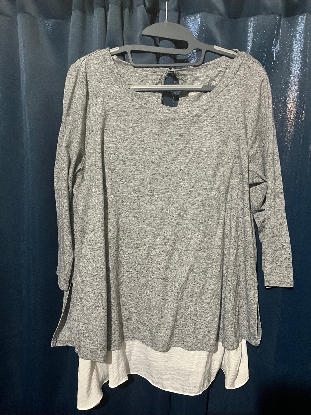 A pea in the pod nursing 3/4 sleeve shirt